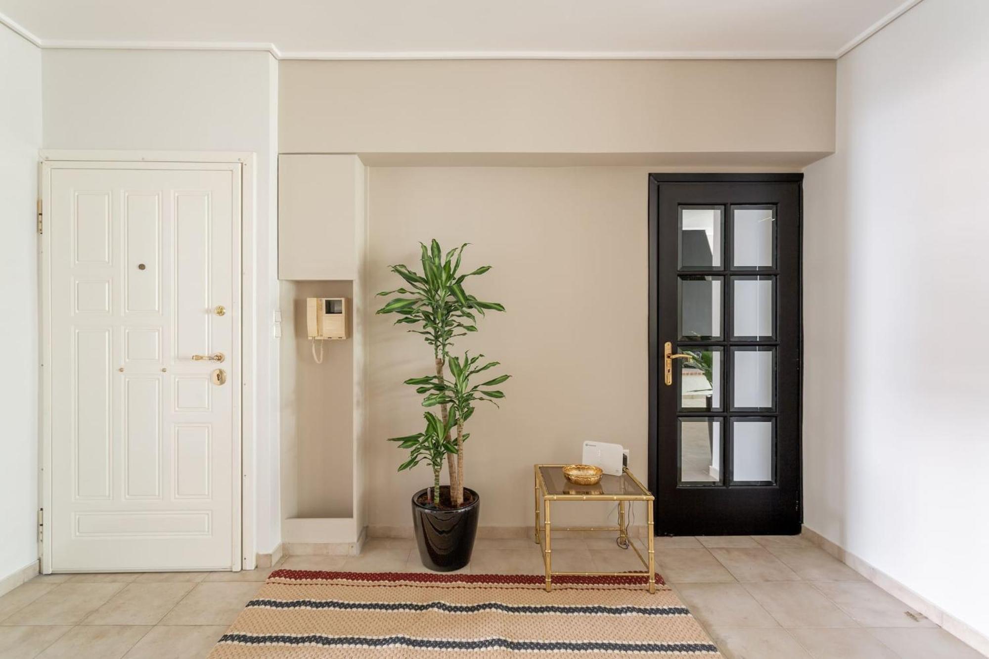 Fresh Detailed Stylish Apartment At Acropolis Aten Exteriör bild