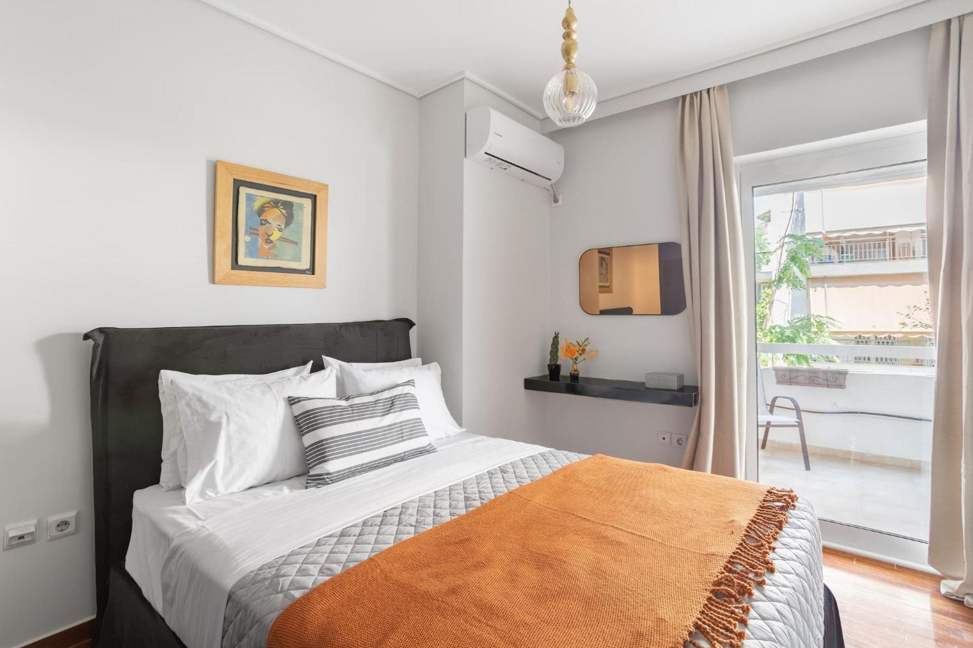 Fresh Detailed Stylish Apartment At Acropolis Aten Exteriör bild